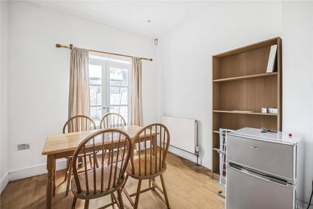 4 bedroom terraced house to rent - Photo 3