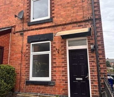 2 bed Terraced - To Let - Photo 5