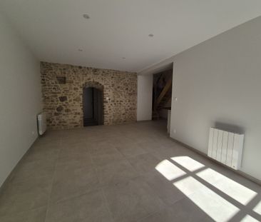 Location Appartement 3 pièces 70m² SABLE SUR SARTHE 72300 - Photo 1