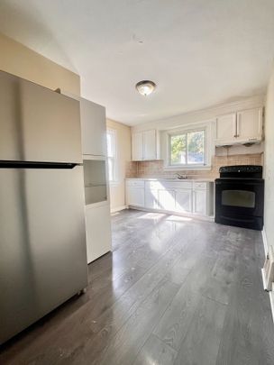 For Lease - 95 Page Street, St. Catharines, Ontario - Photo 1