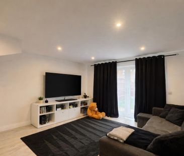 2 bedroom house to rent - Photo 1