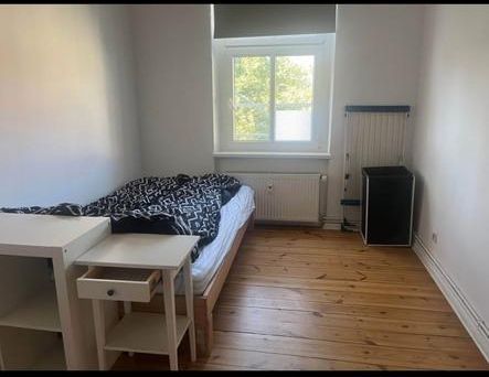 Sublet 1 zimmer wohnung im Lichtenberg - Photo 1