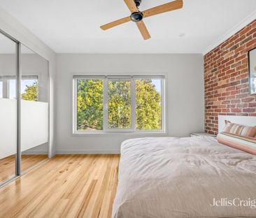 Three Bedroom Family Townhouse - Photo 4