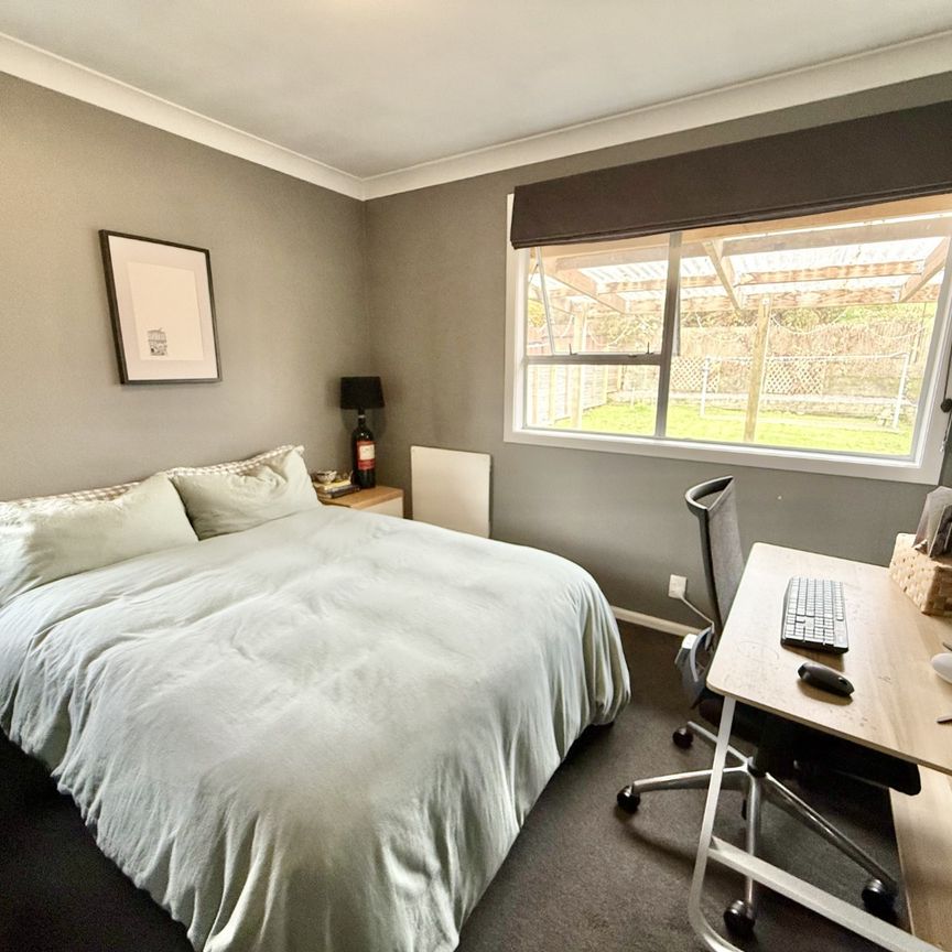 17 Hamstead Street, Wainuiomata - Photo 1