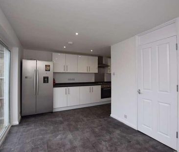 Abington Place, Haverhill, CB9 - Photo 4