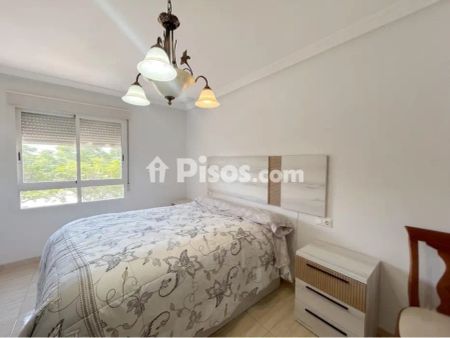 Piso en alquiler en Maria Cristina - Photo 2
