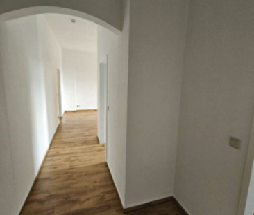 Frisch renovierte helle 2-Raum-Wohnung mit Balkon und Stellplatz - Photo 5