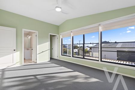 261 Mitchell Street, Stockton NSW 2295 - House For Rent | Domain - Photo 3