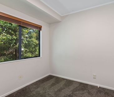 Extraordinary East Coast Rd Home - Photo 3