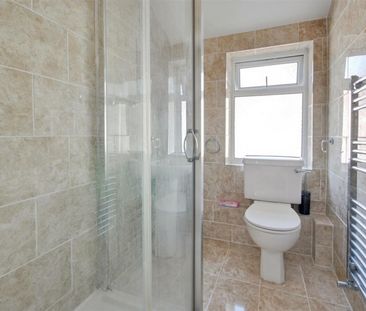 Addiscombe Road, Watford - Photo 6