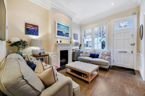 Hesper Mews, SW5, London - Photo 1