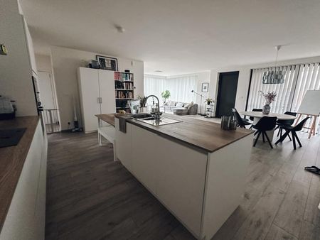Appartement te huur - Photo 3