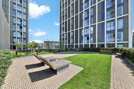 Laurel Point, E20 1JF, London - Photo 2