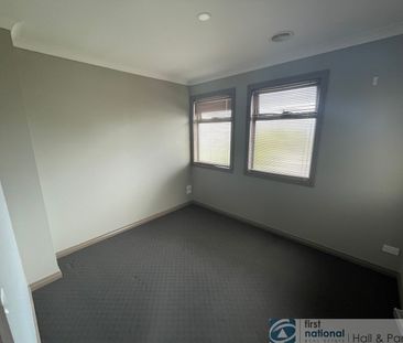 2 Bedroom Townhouse! - Photo 5