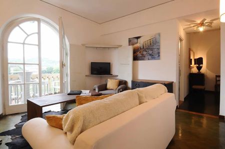 Lungarno Amerigo Vespucci, Florence, Tuscany 50123 - Photo 2