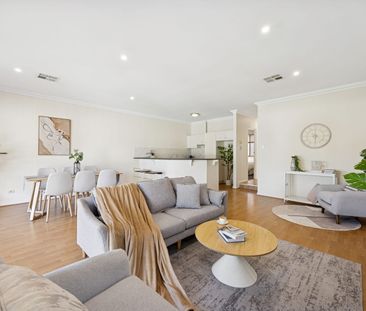 Comfortable Family Living in Prime Campbelltown Location - Photo 2