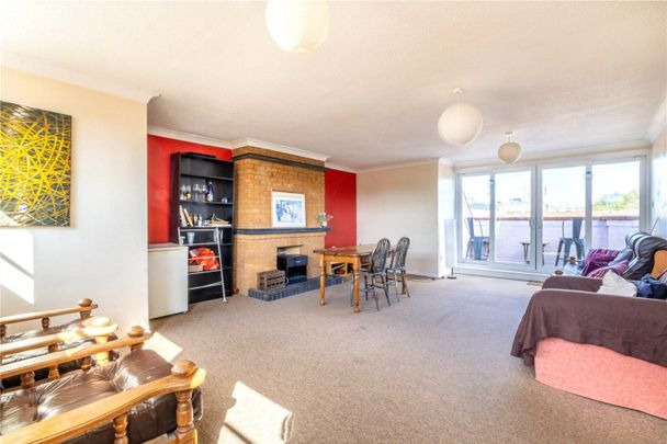 Merrick Court, - Photo 1