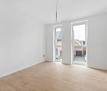 Nieuwbouwappartement met 2 slaapkamers terras en staanplaats - Photo 2