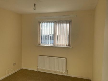 77 Main Street, Kircubbin, BT22 2SR - Photo 4
