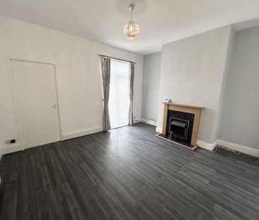 2 bedroom property to rent - Photo 4