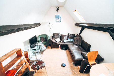 6 bedroom private hall to rent - Photo 2