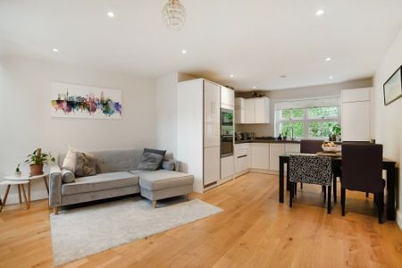 2 bedroom flat to rent - Photo 3