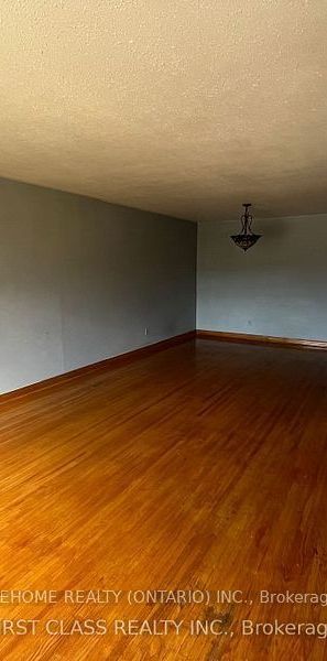 For Lease - 42 Earlthorpe Crescent, Toronto, Ontario - Photo 1