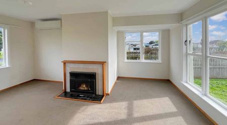 Bulls - Three Bedrooms - Photo 5