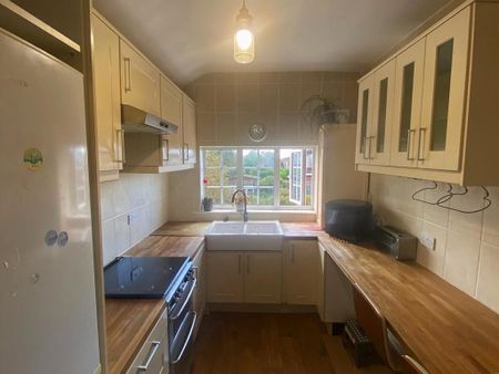 3 bedroom apartment to rent - Photo 5