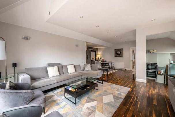 3 bedroom apartment to rent - Photo 1