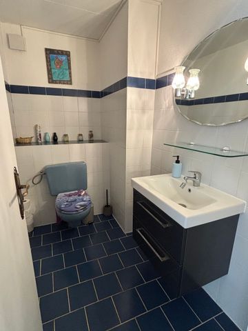 Charming maison individuelle de 5.5 pièces avec piscine, vue exceptionnelle et grand jardin à Villars-Burquin (Tévenon VD) - Foto 5