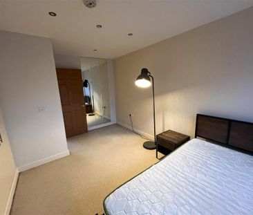 3 bedroom townhouse to rent - Photo 6