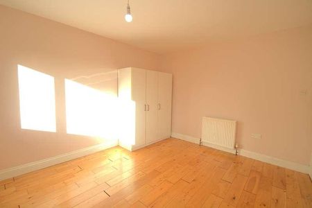 Shaftesbury Avenue, Harrow, HA2 - Photo 3