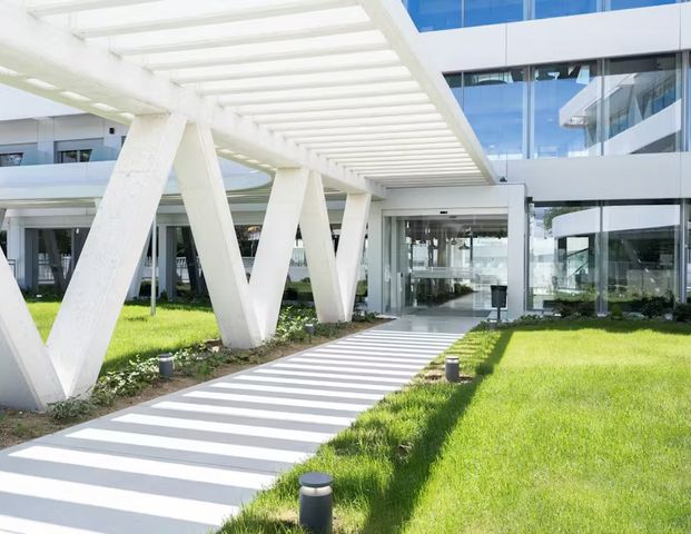Avenida Rodajos, Pozuelo de Alarcón, Community of Madrid 28223 - Photo 1