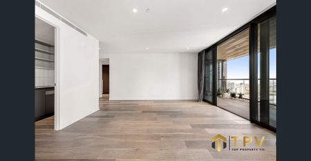Ocean-View Three Bedroom Apartment on Collins Street - Photo 2