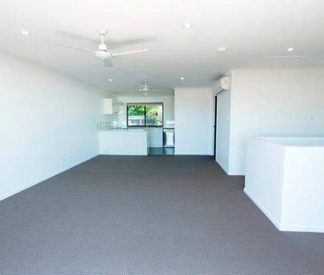 3 Bedroom Townhouse - Photo 1