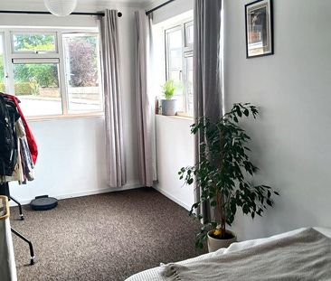 1 bedroom ground floor flat to rent - Photo 1