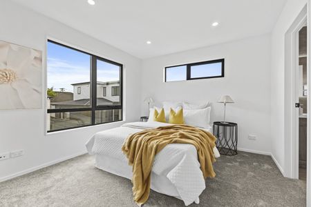 Bright & Bold at Bernard - Photo 5