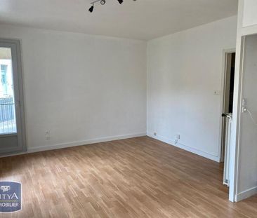 Location Appartement 1 pièce 33m² NIORT 79000 - Photo 4
