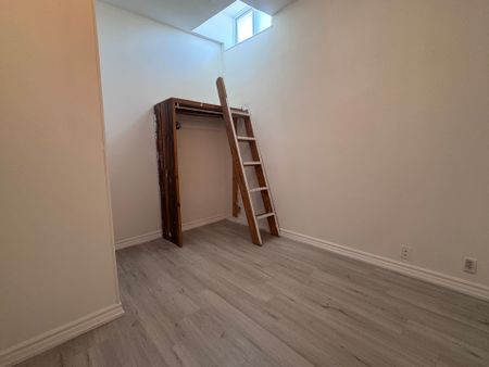 For Lease - 450 Spadina Avenue Unit# 3rd FL #2, Toronto, Ontario - Photo 4