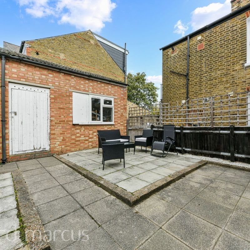 Smeaton Road - Photo 1