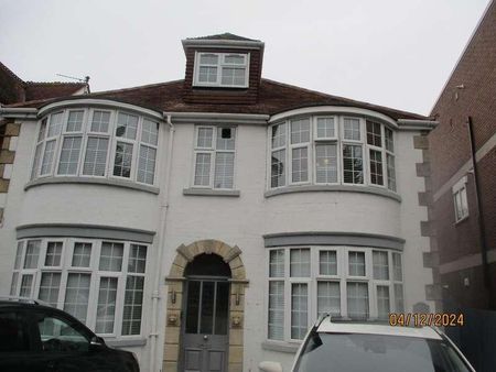 Bath Road, Old Town, SN1 - Photo 4