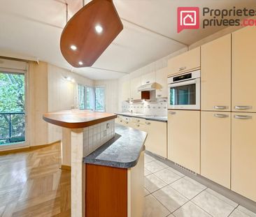 Location Appartement 3 pièces 75m² ARMENTIERES 59280 - Photo 4