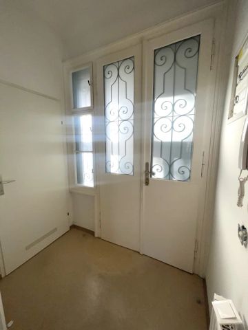 NÄHE U4 MEIDLING UND U6 NIEDERHOFSTRASSE - SONNIGE 2 ZIMMER ALTBAUWOHNUNG MIT FERN/GRÜNBLICK IN TOLLER LAGE - Foto 4