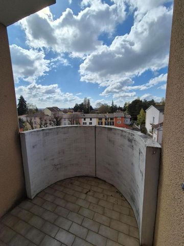 Location Appartement 2 pièces 52m² MACON 71000 - Photo 2