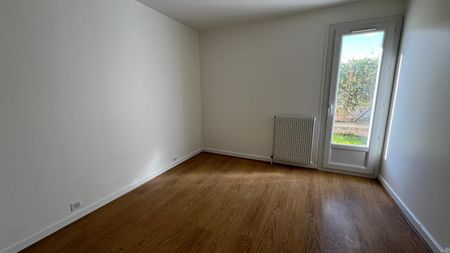 Location Maison 5 pièces 99m² DURTOL 63830 - Photo 3
