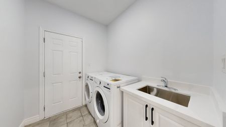 For Lease - 45 Denali Crescent, Brampton, Ontario - Photo 3