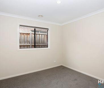 22 Sunridge Drive, Mernda, Vic 3754 - Photo 6