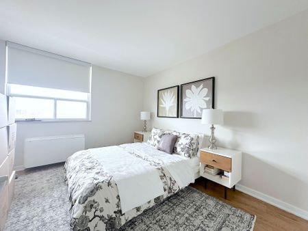 For Lease - 125 Forsythe Street Unit# 1201, Oakville, Ontario - Photo 4