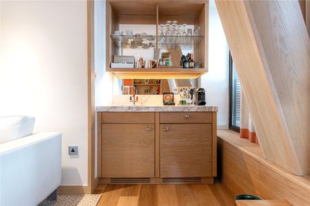 Welbeck Street, W1G - Photo 2